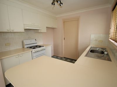 25 Agland Crescent, Orange