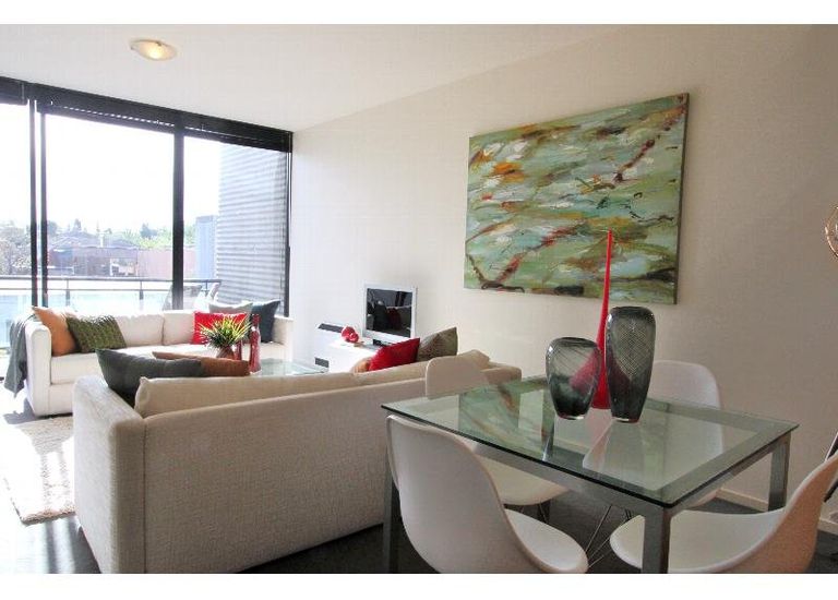 64 / 1 Domville Avenue, Hawthorn