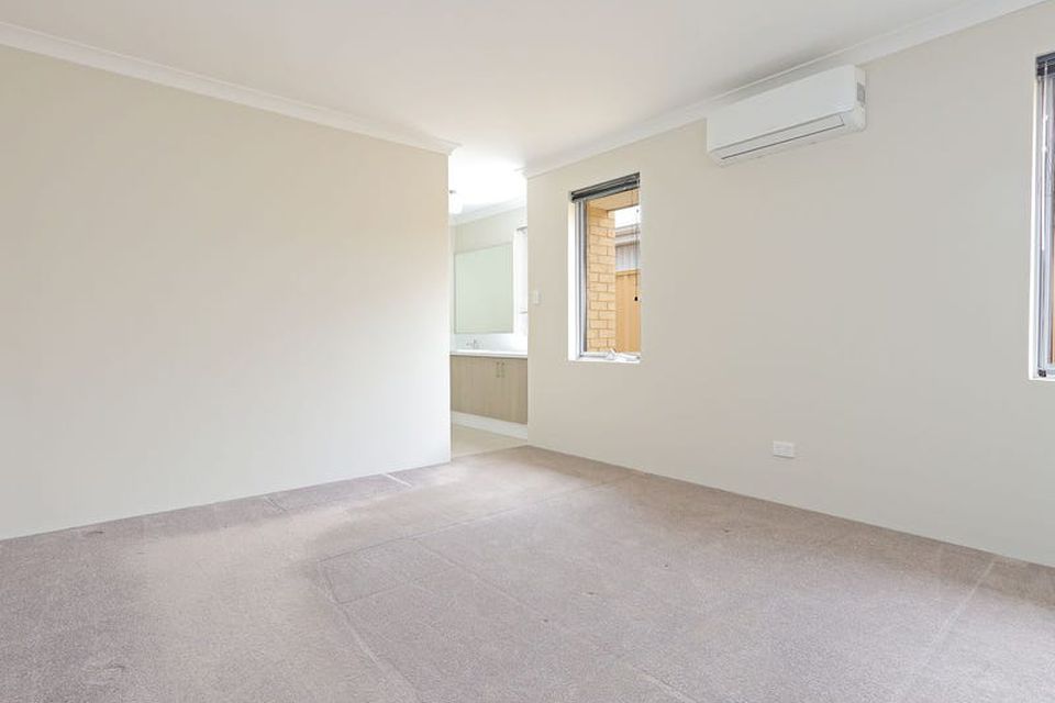 11 Barbon Lane , Baldivis