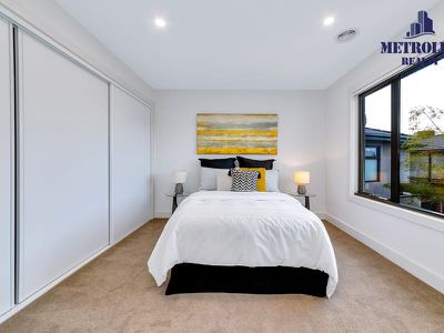 1 / 2 Agnes Court, Glen Waverley