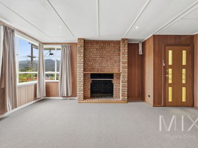 49 Sugarloaf Road, Risdon Vale