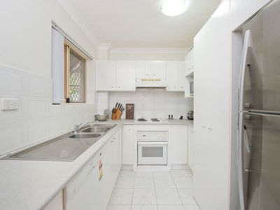 2 / 68 Waverley Road, Taringa