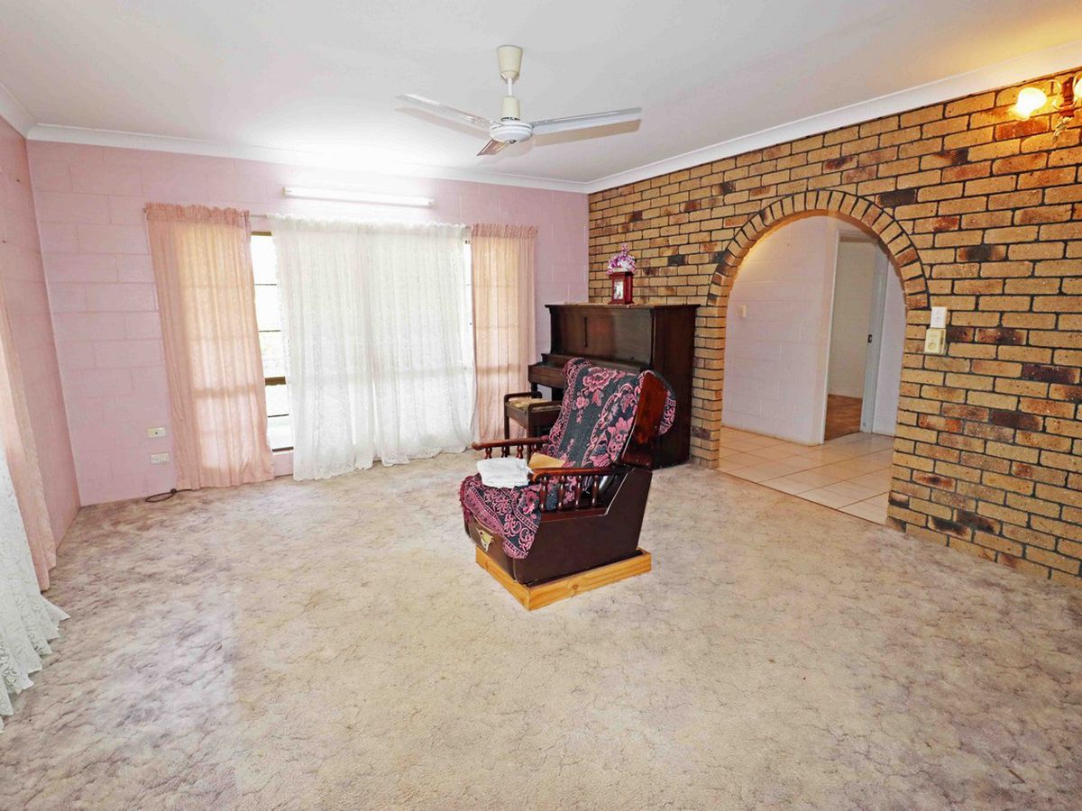 32 Tower Avenue, Atherton