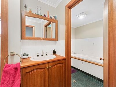 84 Sandhill Road, Cradoc