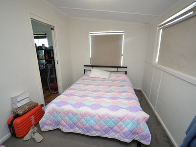 28 Best Street, Parkes