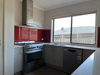 2 Beaujolais Place, Waurn Ponds