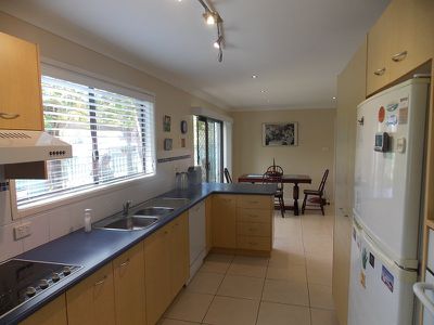 30 Meyers Crescent, Cooranbong
