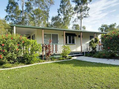 28 Bougainvillia Gardens, Tewantin
