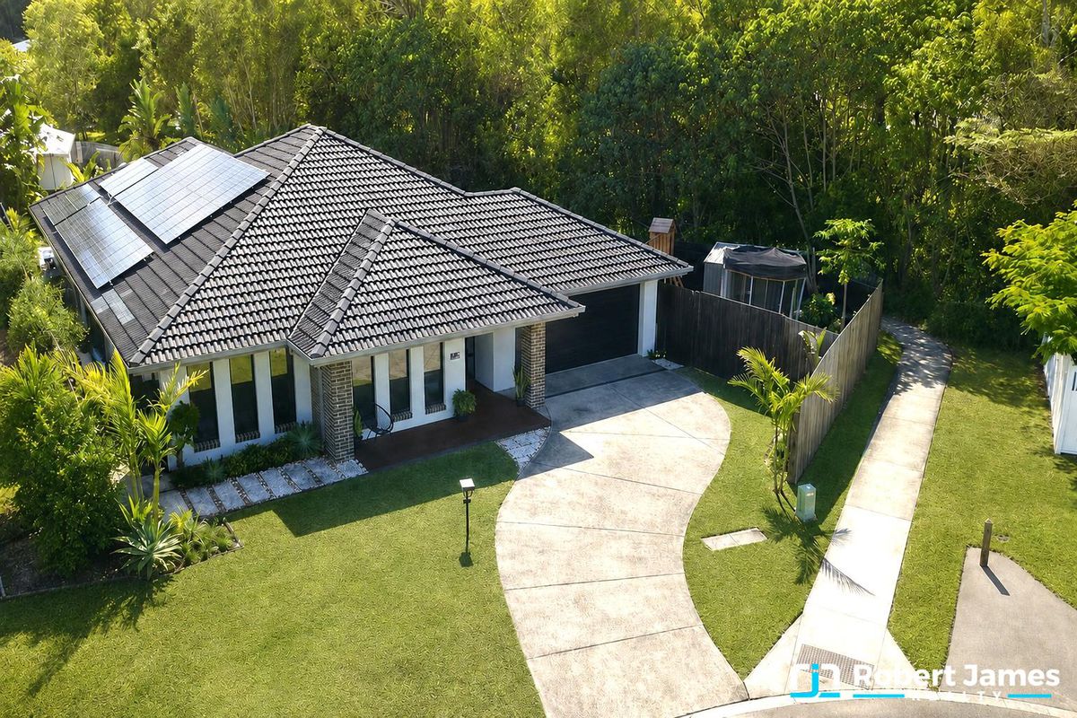 18 Spinnaker Street, Tewantin