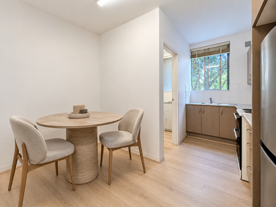 7 / 11 Queens Road, Westmead