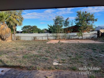 10 Burt Close, Onslow
