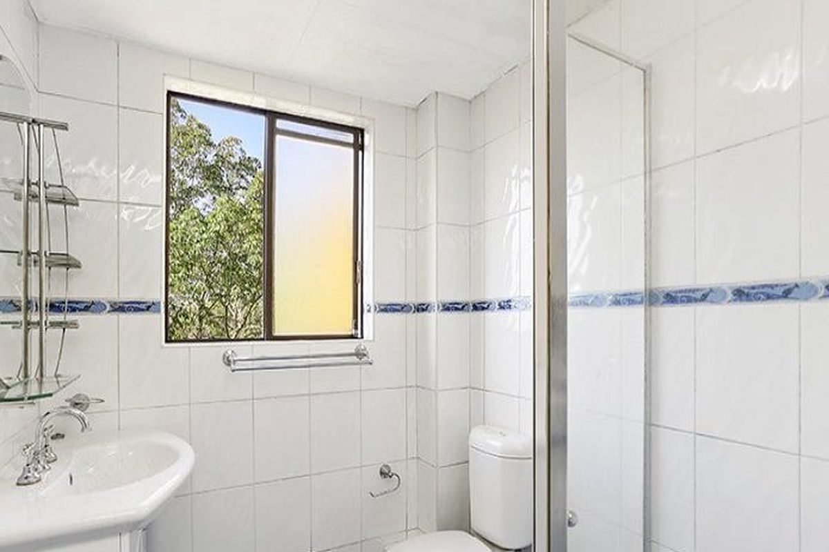 10-12 Alfred Street, Westmead