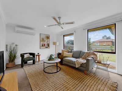 16 Geraldine Drive, Hampton Park