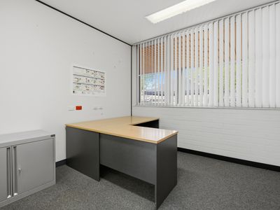 B3 / 75 Newnham Drive, Newnham