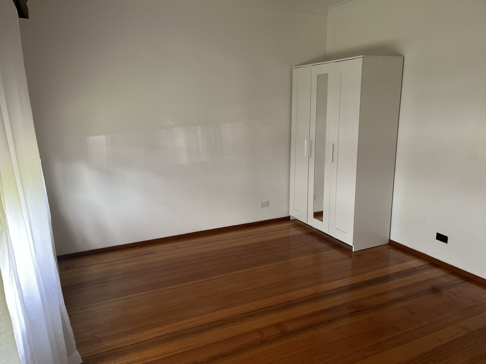 8 Olney Avenue, Thomson