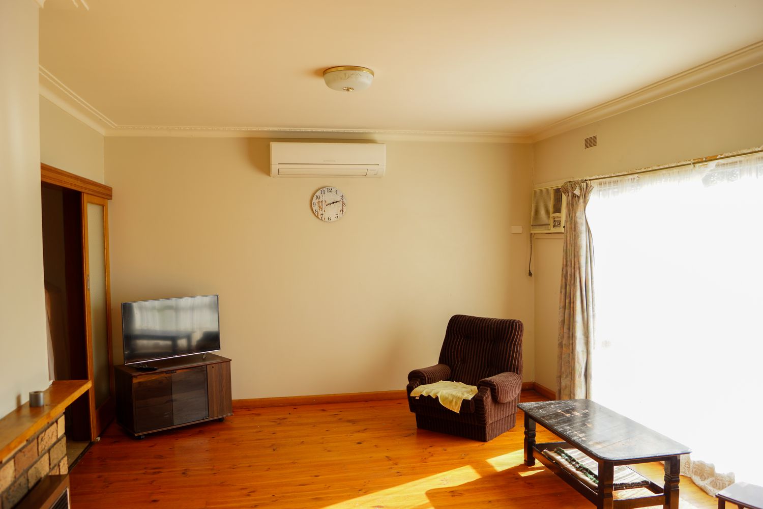 18 Howard Street, Horsham