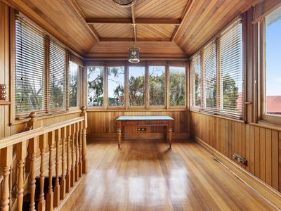 6 Esplanade, Williamstown