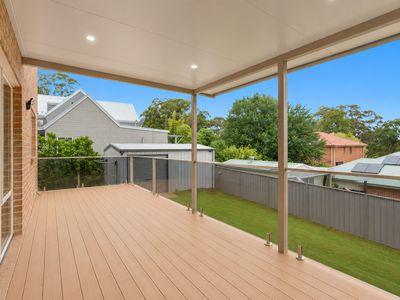 16 Jason Court, Glendale