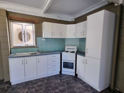 2 / 66 goondoon st, Gladstone Central