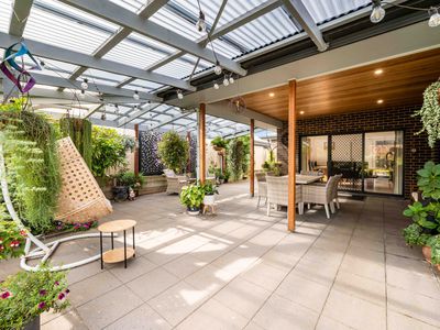 16 Mickail Court, Mount Gambier