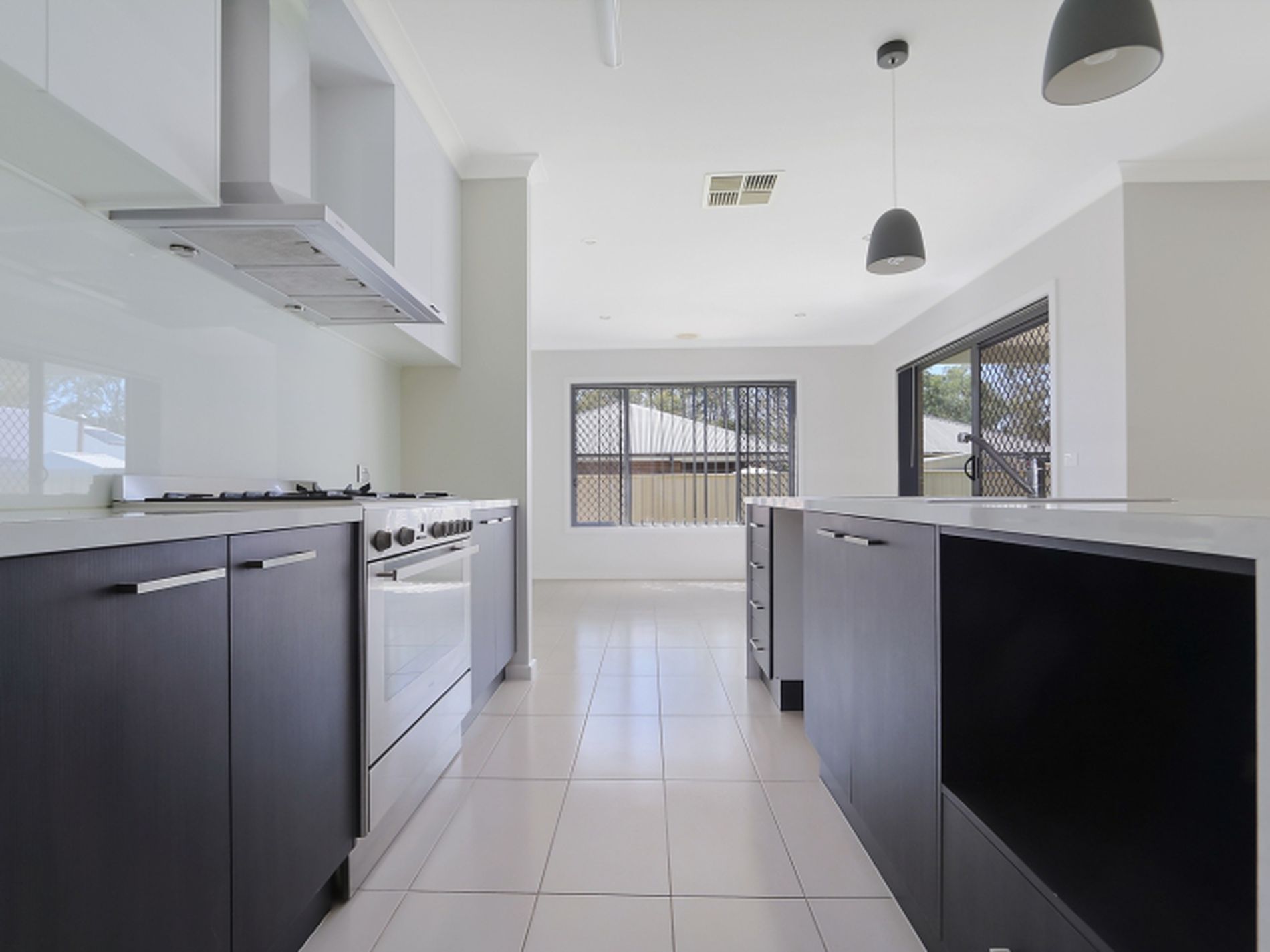 4 MCDOUGALL GROVE, Wodonga