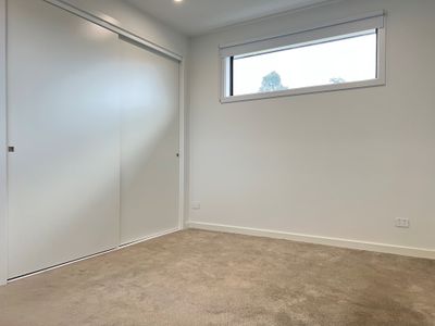 1 / 233 Thompsons Road, Templestowe Lower