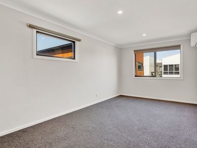 2 Taya Lane, Point Cook