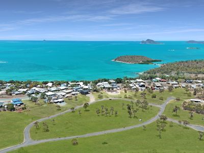 17 Arkhurst Road, Hideaway Bay