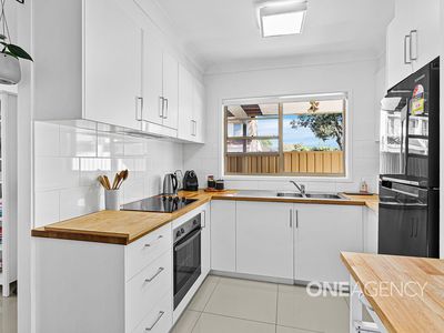 8 / 47 - 49 Pur Pur Avenue, Lake Illawarra