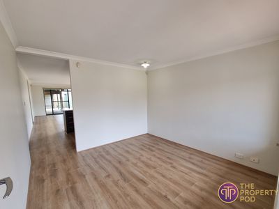 35 Moston Crescent, Bertram