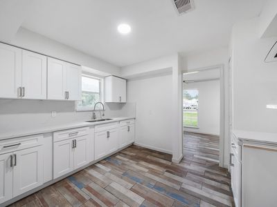 5010 Riverview Drive, Alvin, TX, International