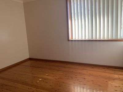 2 / 96 Old Lake Entrance Road, Oak Flats