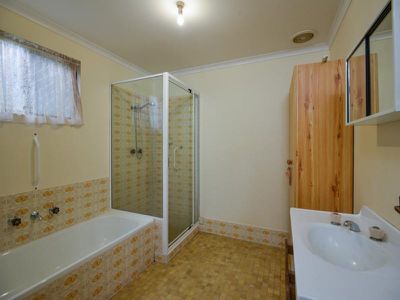 76 Hanbury Street, Kalgoorlie