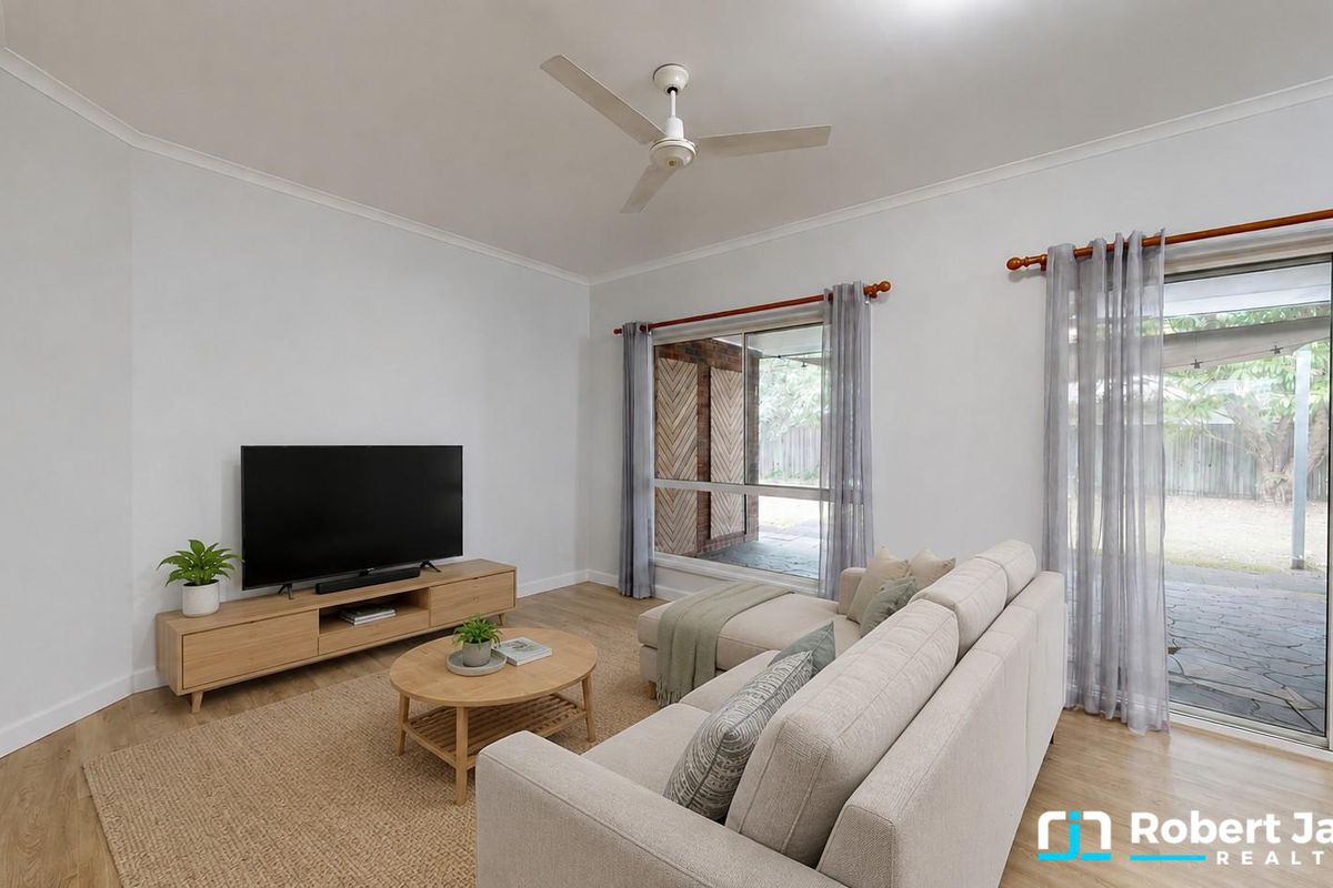 6 Driver Court, Tewantin