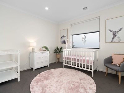 47 Beaconsfield Court, Somerville