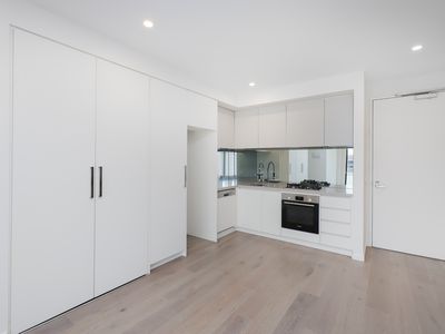 303 / 222 Buckley Street, Essendon