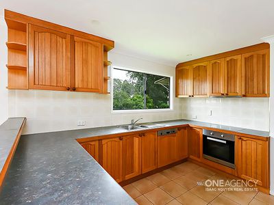6 Serly Court, Bellbird Park