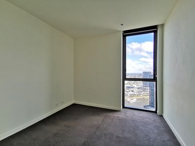 2802 / 9 Waterside Place, Docklands