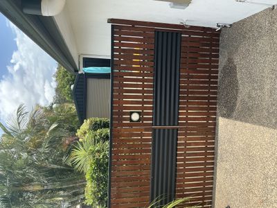 20 Bisdee St, Coral Cove