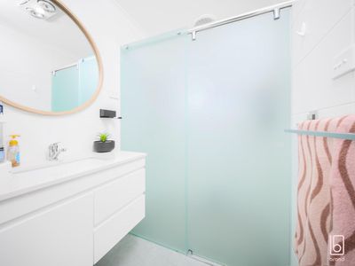 2 / 2 Evans Road, Canton Beach