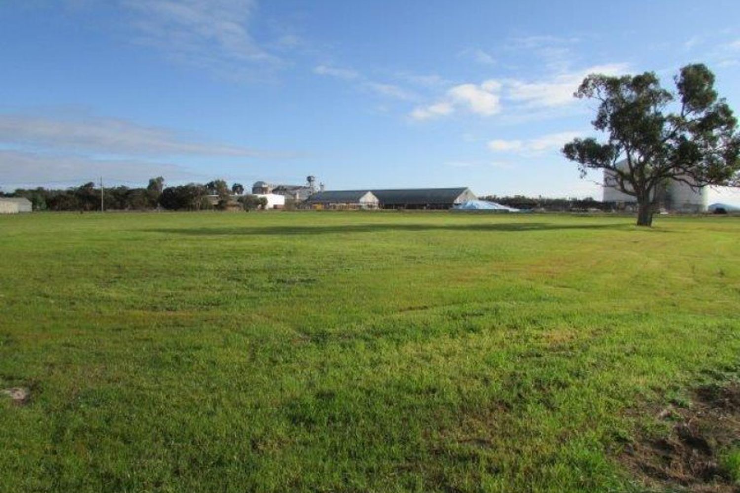 29-32 & 33-36 Ross & Railway Streets, Warracknabeal