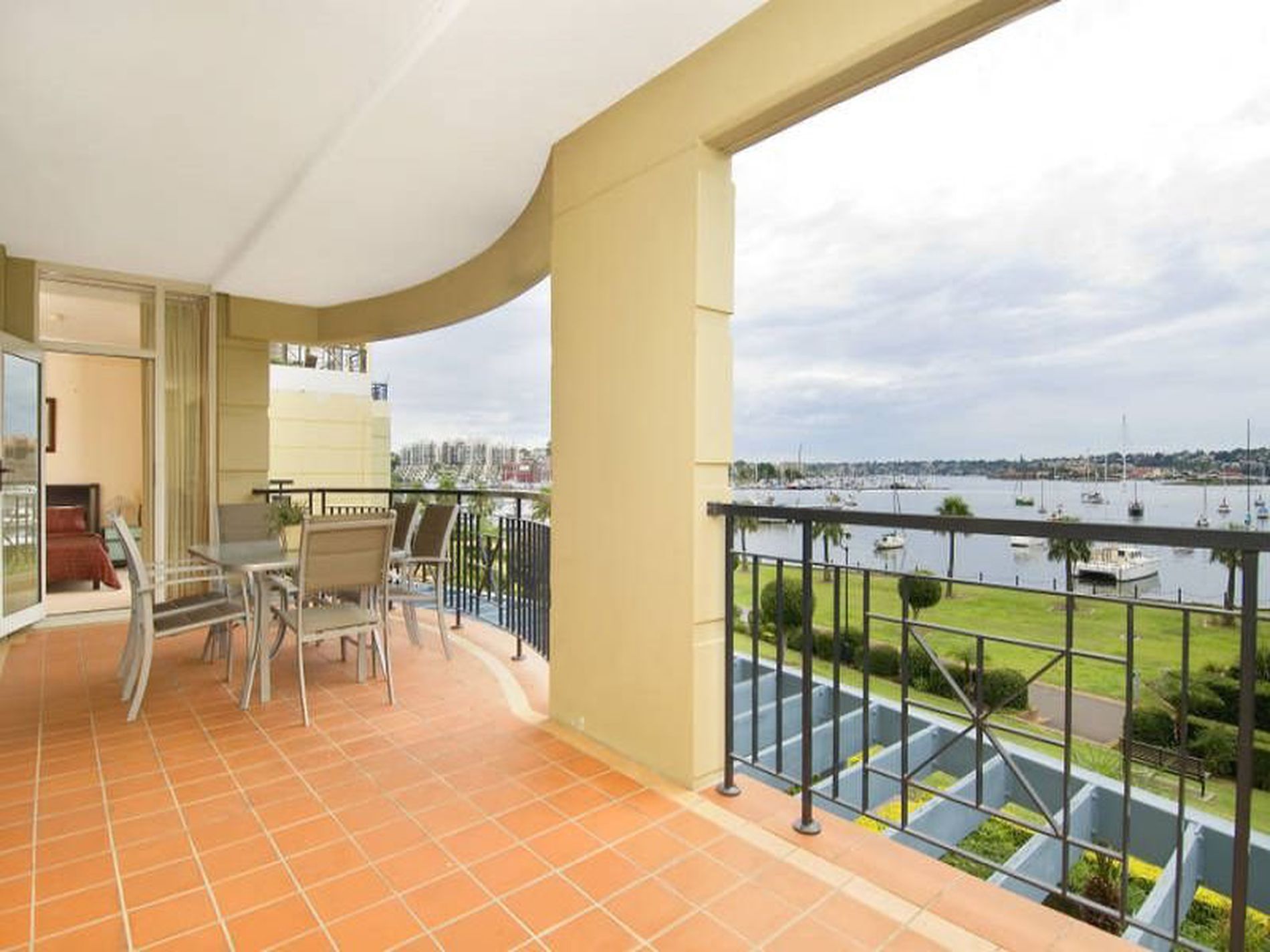 125 / 5 Wulumay Close, Rozelle