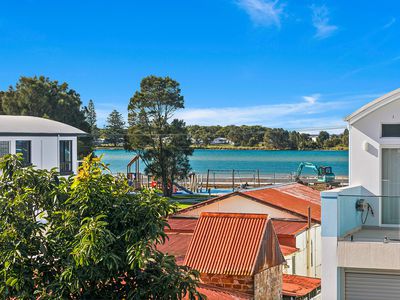 2 / 68 Pur Pur Avenue, Lake Illawarra