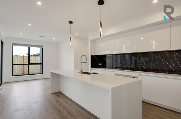6 Buster Street, Sunbury