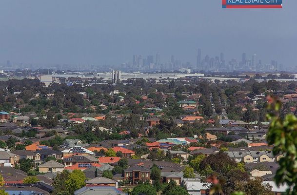 42 Excelsior Heights, Craigieburn