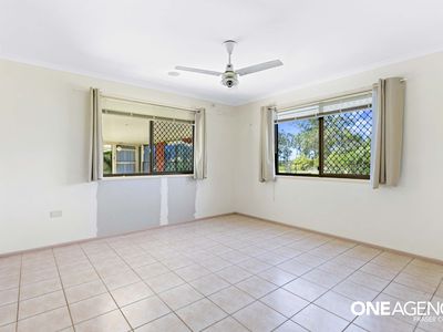 181 Sunnybrae Circuit, Redridge