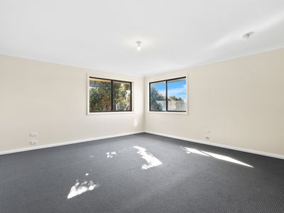 24 Darling Drive, Albion Park