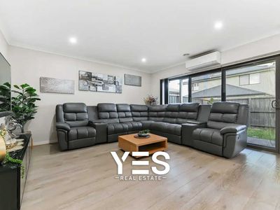 90 Glenrose Boulevard, Clyde North