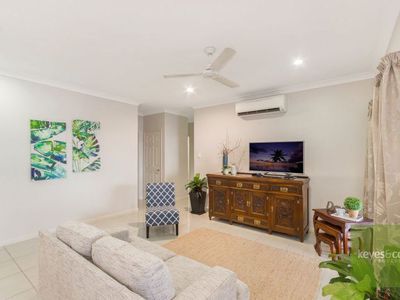 8 Klewarra Boulevard, Douglas