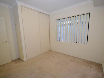 2B Clovelly Crescent, Lynwood